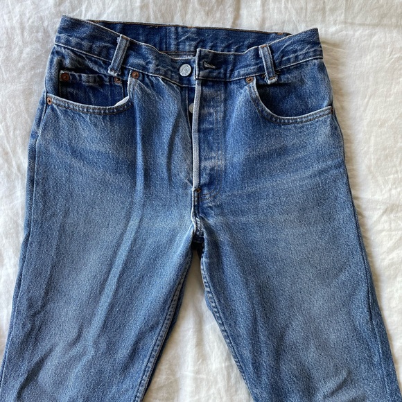 Vintage Authentic Levi’s Jeans - Picture 3 of 13